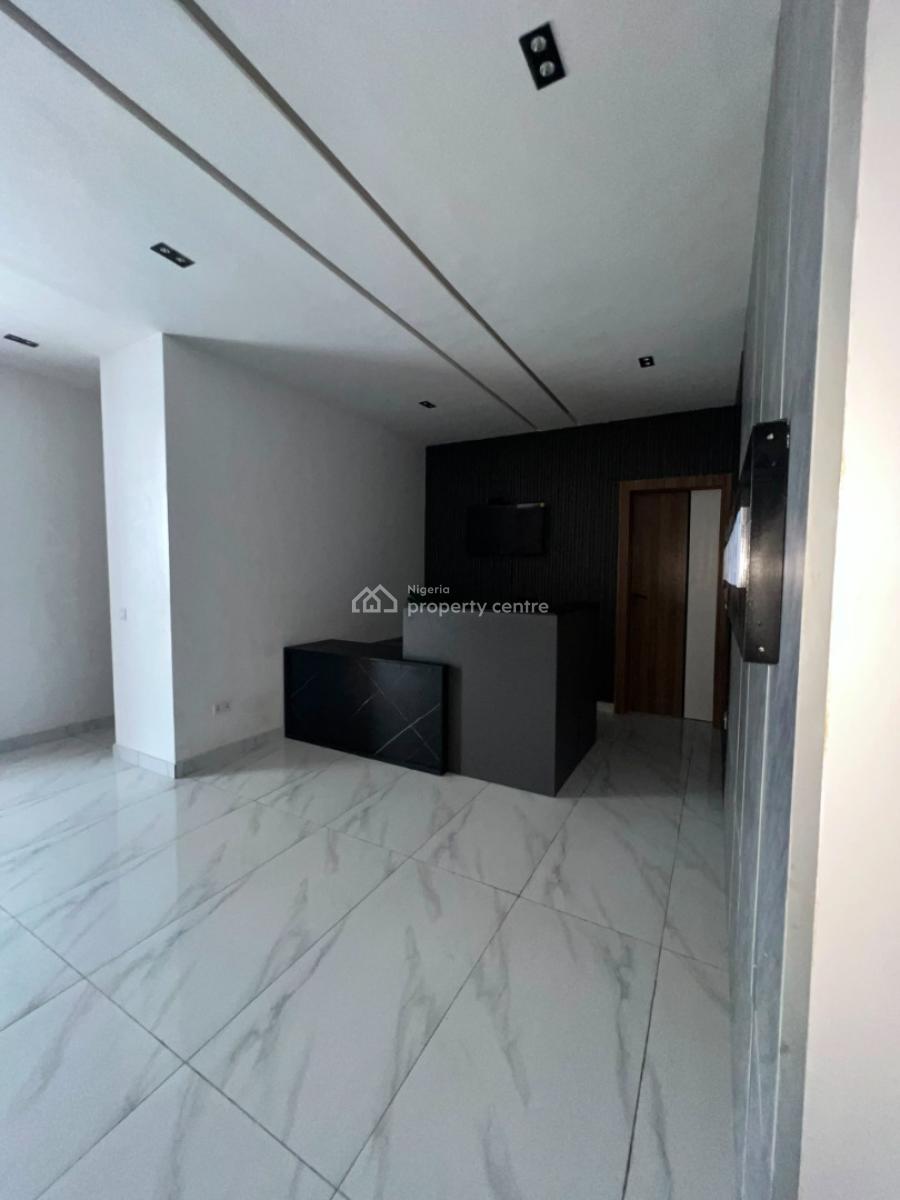 1 Bedroom Apartment with Pool, Gym, Elevator in Secured Estate, Victoria Island (vi), Lagos, Flat / Apartment for Sale