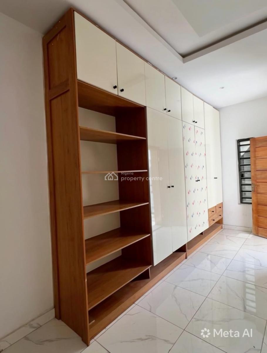 4 Bedroom Terrace, Ologolo, Lekki, Lagos, Terraced Duplex for Rent