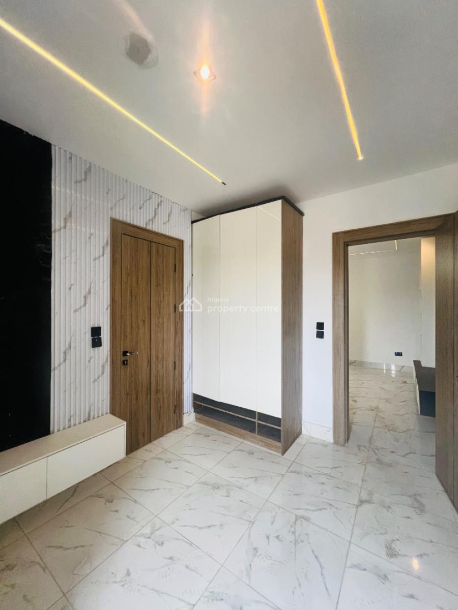 1 Bedroom Apartment with Elevator Access, Lekki Phase 1, Lekki Phase 1, Lekki, Lagos, Flat / Apartment for Sale
