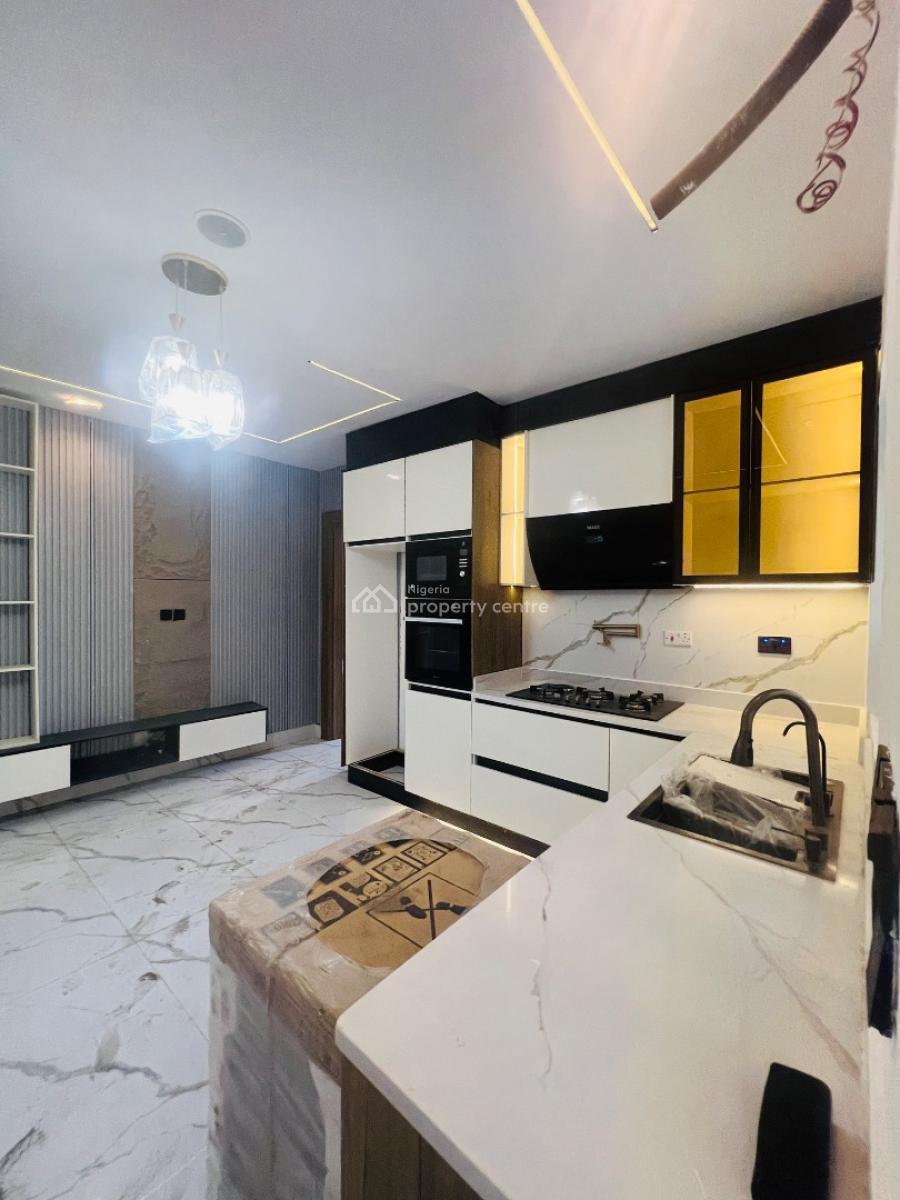 1 Bedroom Apartment with Elevator Access, Lekki Phase 1, Lekki Phase 1, Lekki, Lagos, Flat / Apartment for Sale