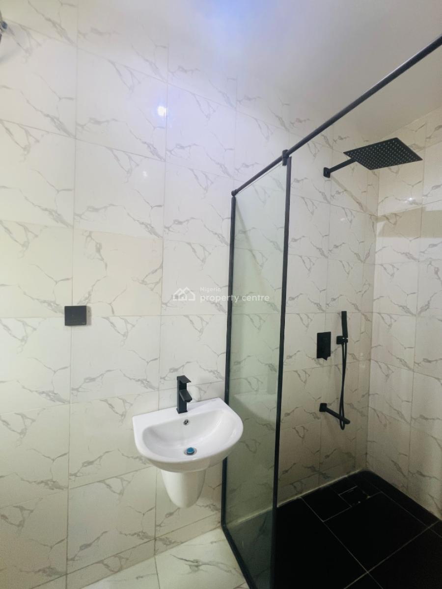 2 Bedroom Apartments with Elevator Access, Lekki Phase 1, Lekki Phase 1, Lekki, Lagos, Block of Flats for Sale