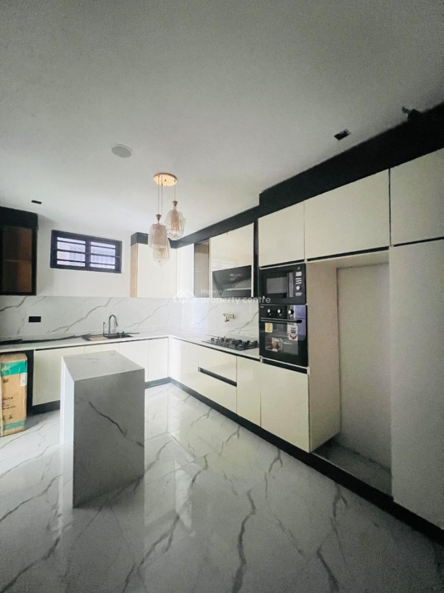 2 Bedroom Apartments with Elevator Access, Lekki Phase 1, Lekki Phase 1, Lekki, Lagos, Block of Flats for Sale