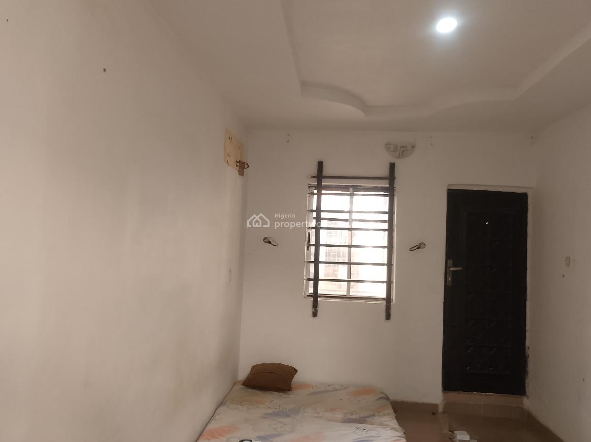 Smart Self Contain, By Donaye Quest Inn Galdinawa Community, Galadimawa, Abuja, Self Contain (single Rooms) for Rent