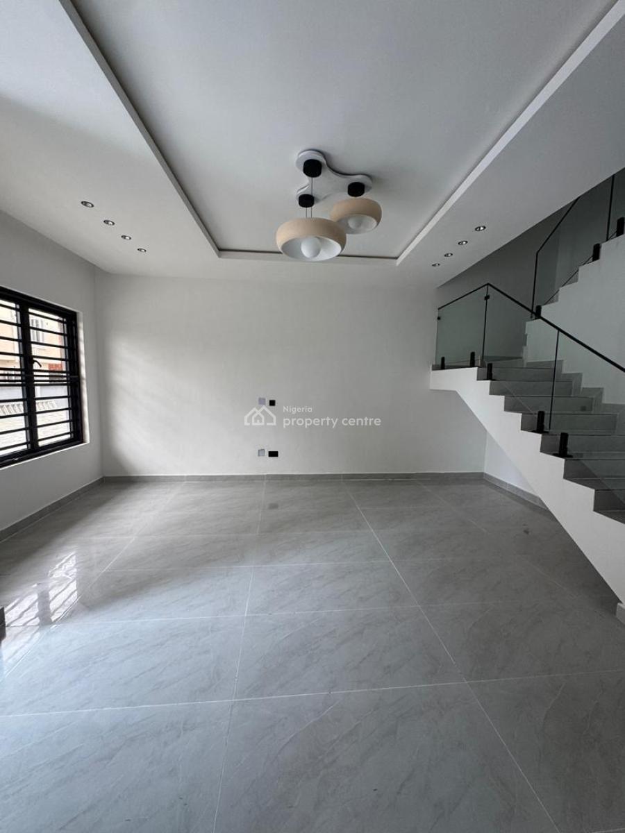 Aesthetically Pleasing, Investment Worthy 3 Bedroom Maisonette with Bq, Lekki Phase 1, Lekki, Lagos, Block of Flats for Sale