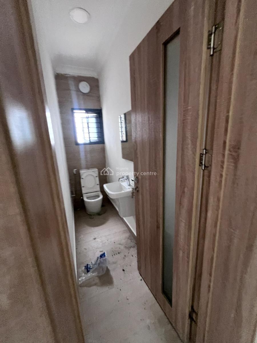 a Standard 2bedroom Flat, By Abraham Adesunya, Lekki Phase 2, Lekki, Lagos, Flat / Apartment for Rent