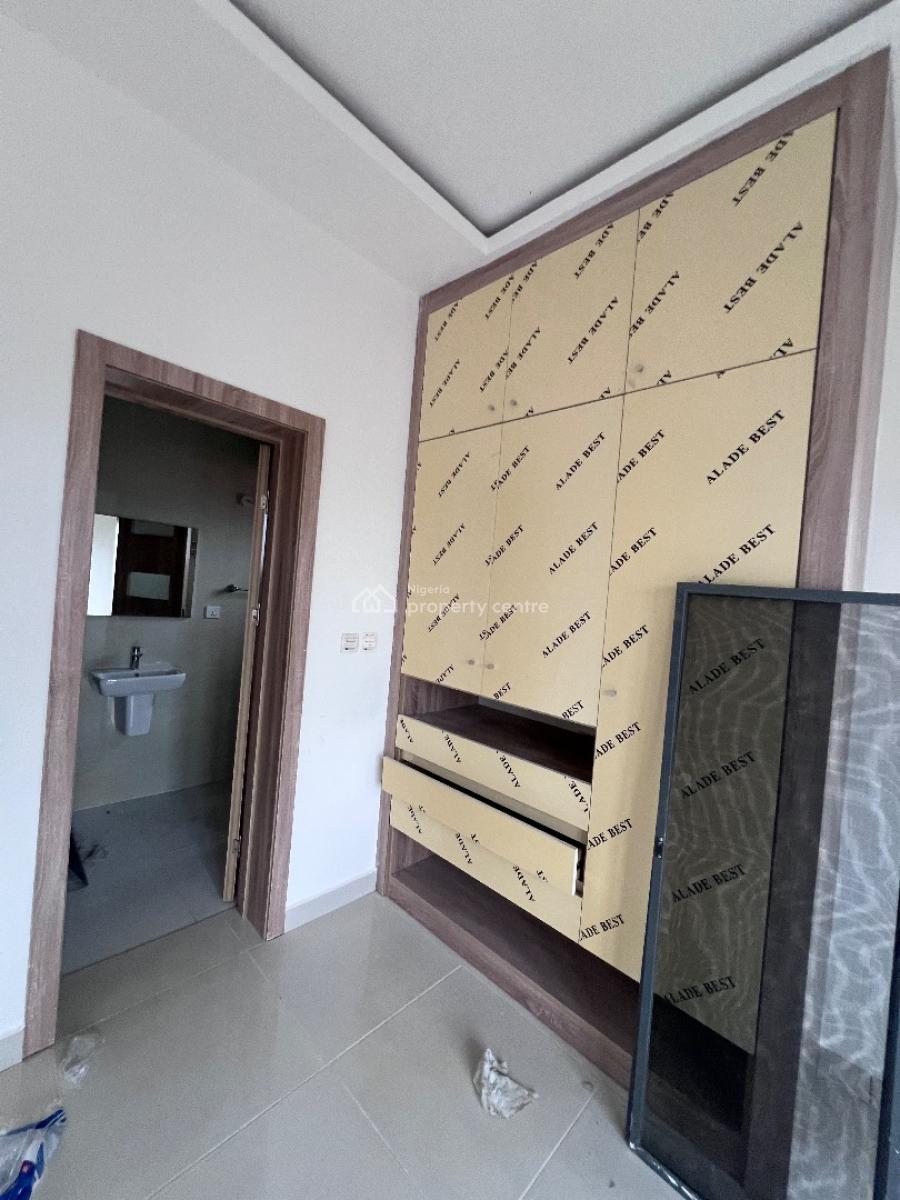 a Standard 2bedroom Flat, By Abraham Adesunya, Lekki Phase 2, Lekki, Lagos, Flat / Apartment for Rent