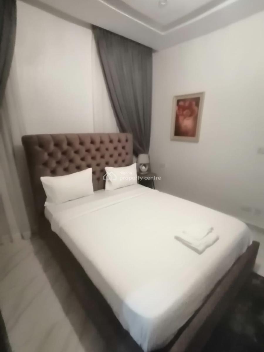 Brand New Serviced 2bed Flat +gym, Lift, Lounge, Gym, Pool, Lekki Phase 1, Lekki, Lagos, Flat / Apartment for Rent