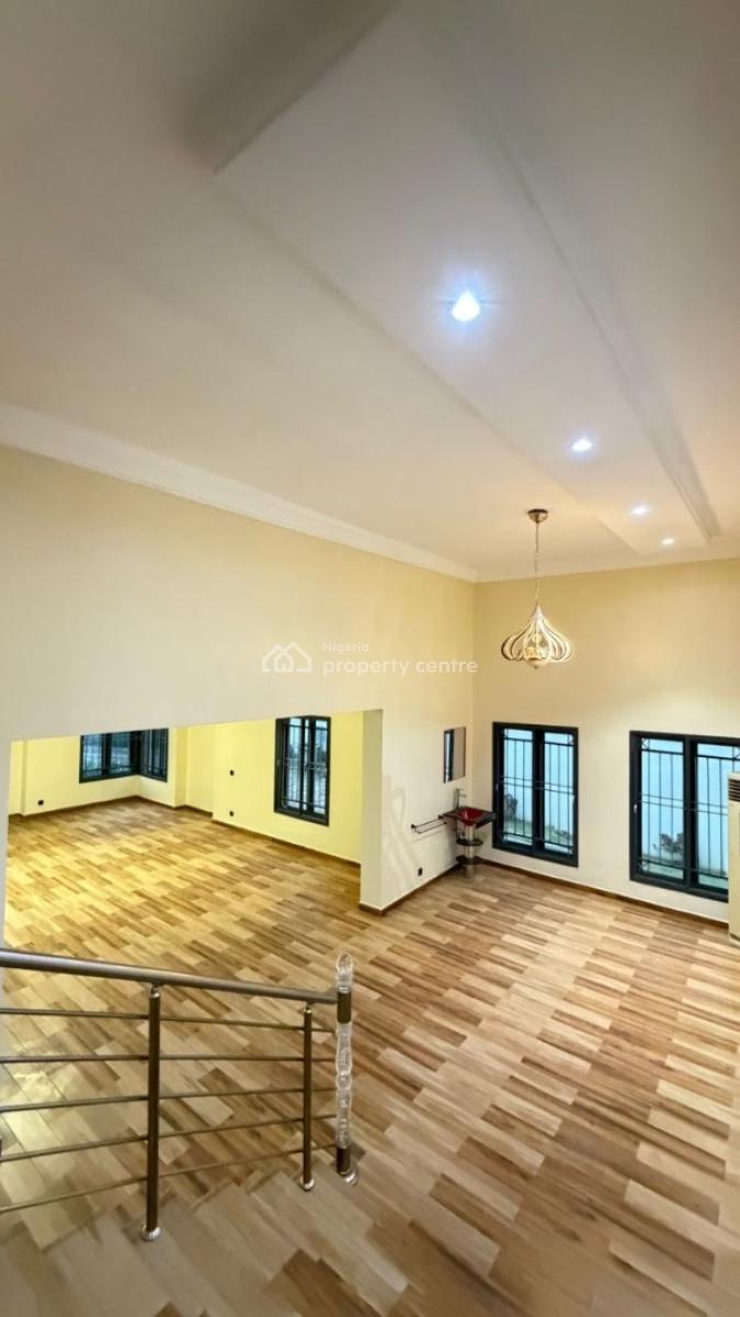 5‑bedroom Detached Residence, Guzape District, Abuja, Detached Duplex for Sale