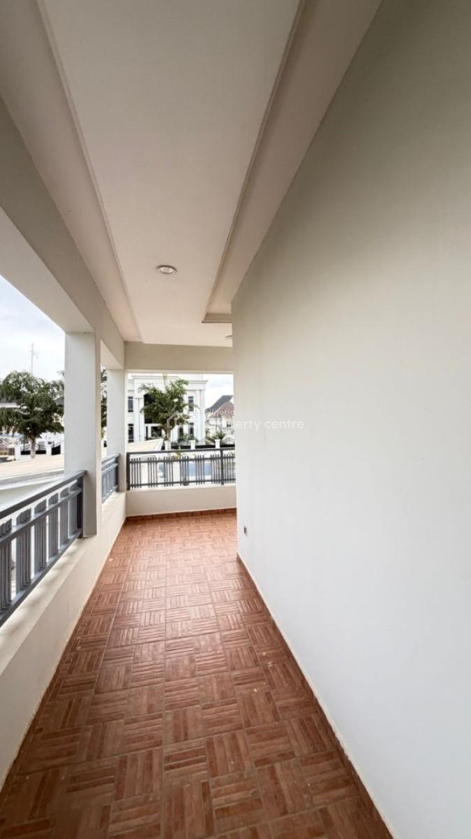 5‑bedroom Detached Residence, Guzape District, Abuja, Detached Duplex for Sale