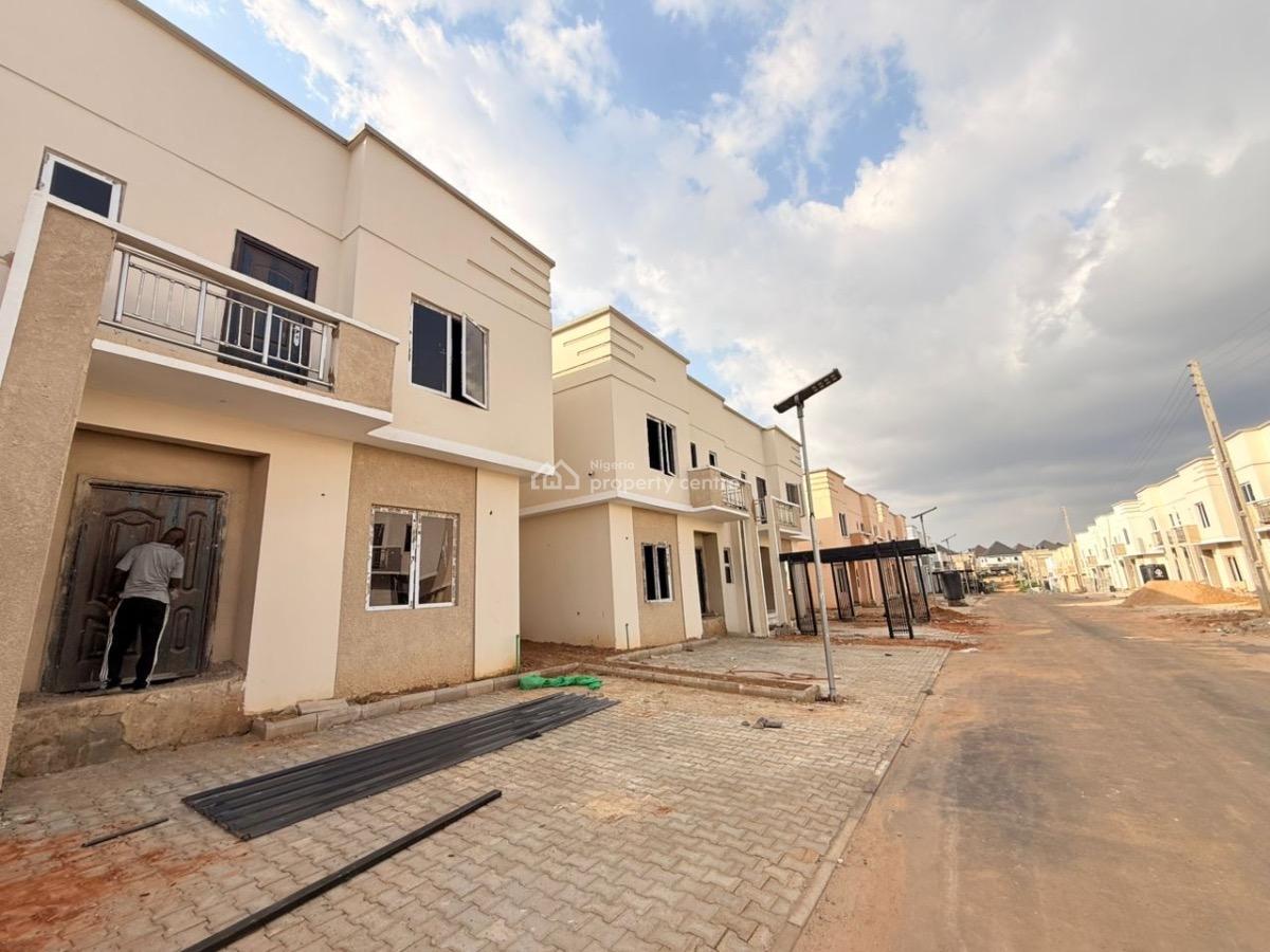 4bedroom Terrace with Bq, Kukwaba, Abuja, Terraced Duplex for Sale