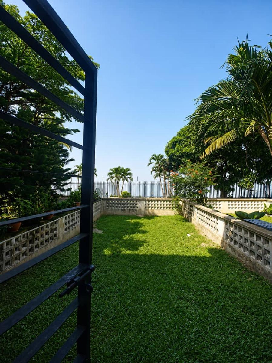 4bedroom Waterfront Townhouse with Gym and Swimming Pool, Lekki Phase 1, Lekki, Lagos, House for Rent