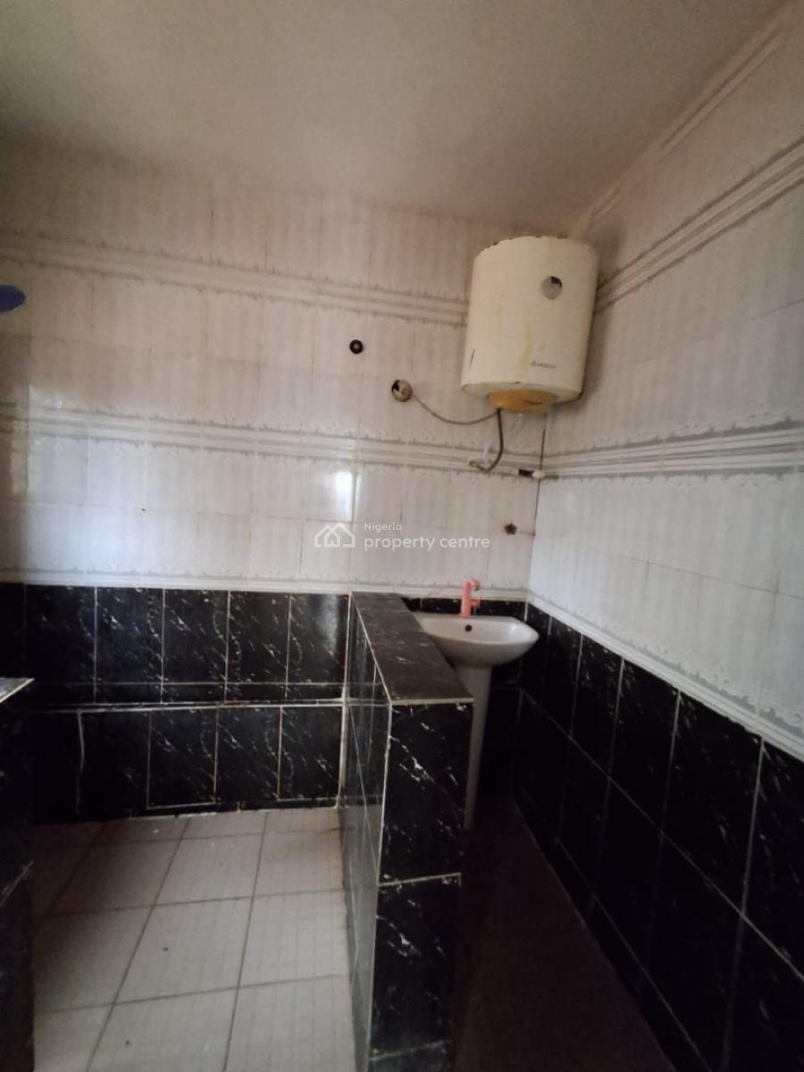 Clean and Spacious 2 Bedroom Apartment Available, Badore, Ajah, Lagos, Flat / Apartment for Rent