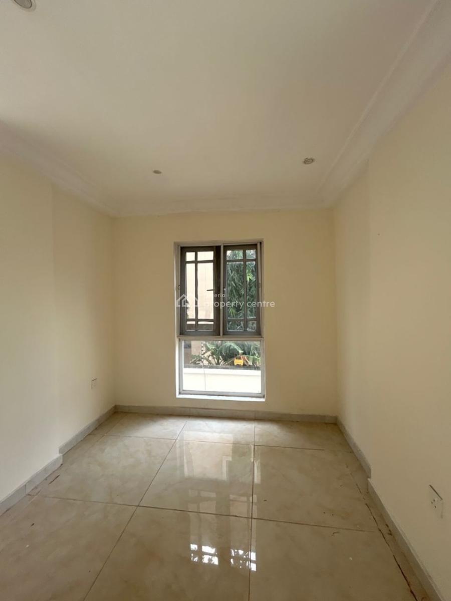 Serviced 2 to 3 Bedroom Apartment Fitted Kitchen and Large Sitting Roo, Lekki Phase 1, Lekki, Lagos, Flat / Apartment for Rent