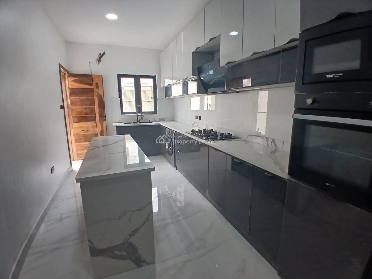 Spacious Luxury 2 Bedroom Apartment + Bq, Lekki, Lekki Phase 1, Lekki, Lagos, Flat / Apartment for Sale