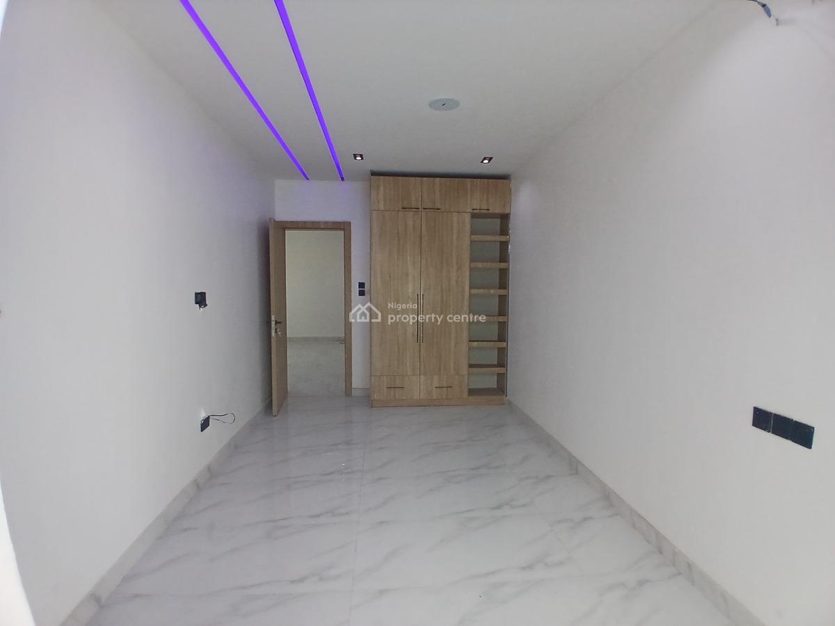 Spacious Luxury 2 Bedroom Apartment + Bq, Lekki, Lekki Phase 1, Lekki, Lagos, Flat / Apartment for Sale