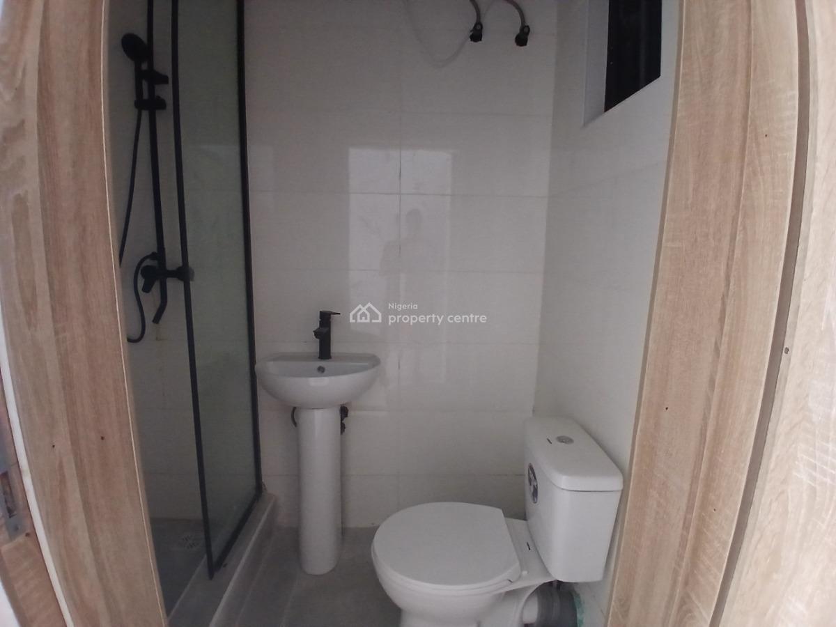 Spacious Luxury 2 Bedroom Apartment + Bq, Lekki, Lekki Phase 1, Lekki, Lagos, Flat / Apartment for Sale