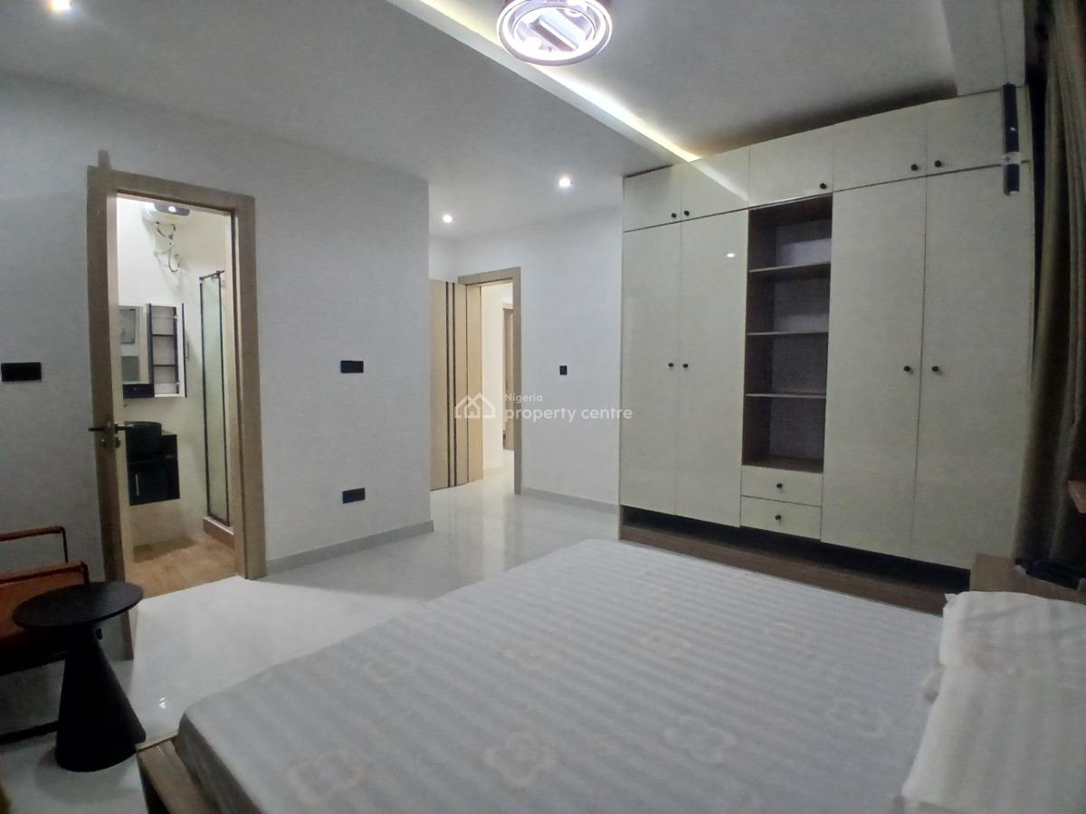 Spacious Stunning 3 Bedroom Furnished Apartment, Lekki, Lekki Phase 1, Lekki, Lagos, Flat / Apartment for Sale