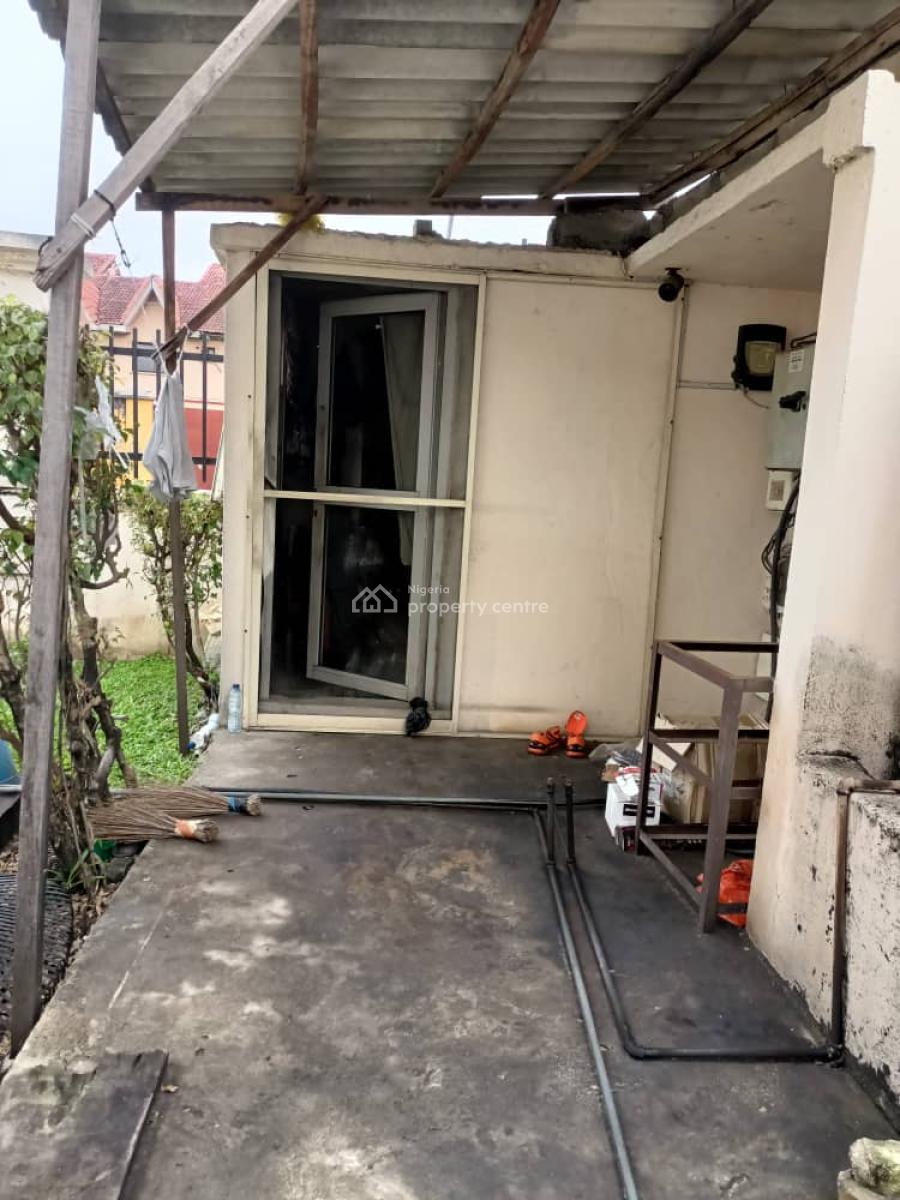Standard 5 Bedrooms with 2 Rooms Bq, Vgc Ajah, Ajah, Lagos, Detached Duplex for Sale