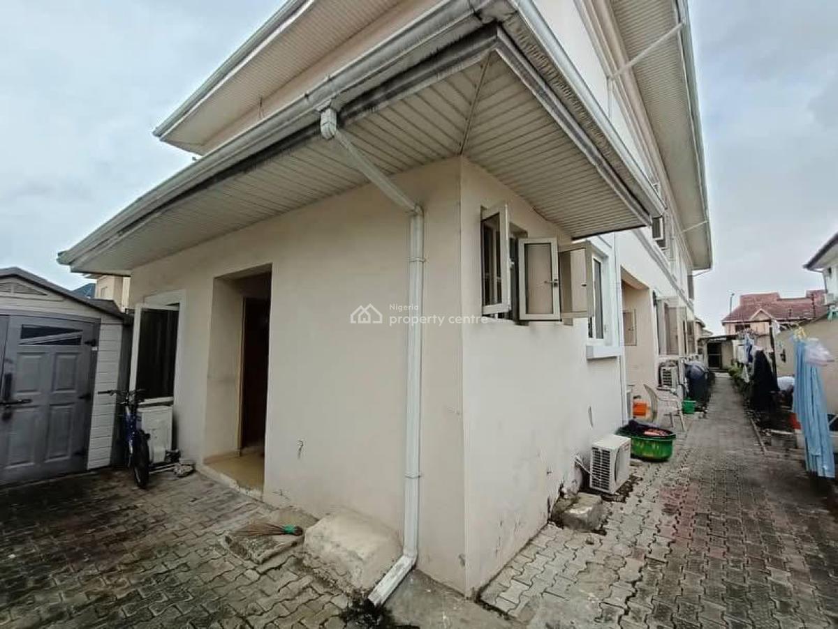 Standard 5 Bedrooms with 2 Rooms Bq, Vgc Ajah, Ajah, Lagos, Detached Duplex for Sale