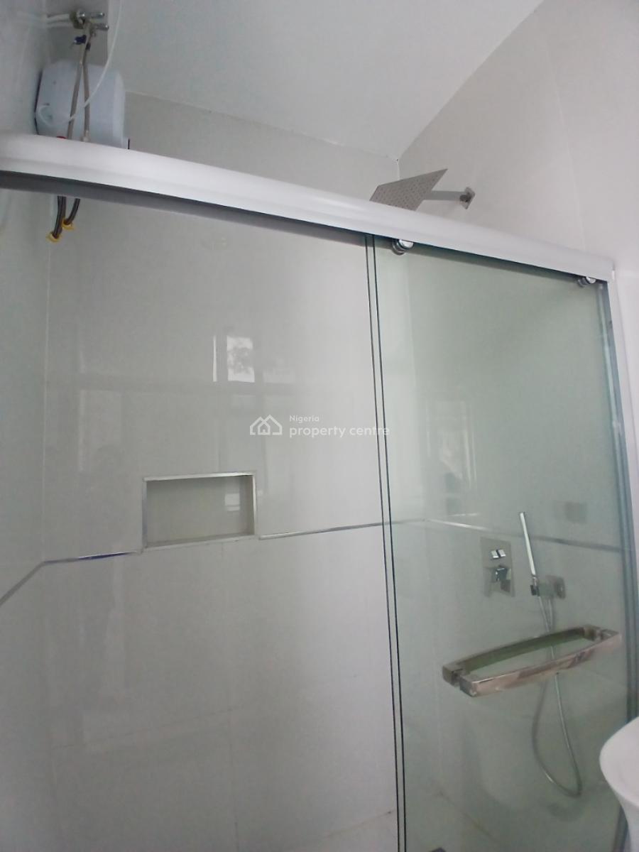 Newly Built and Serviced with 24/7 Power Supply 2 Bedroom En-suite Fla, Ikate Elegushi, Lekki, Lagos, Flat / Apartment for Rent