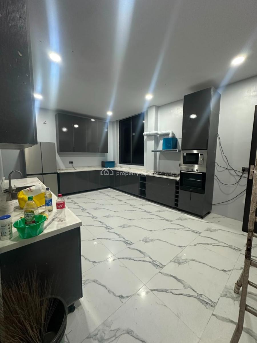 Spacious Well Built 3 Bedroom Maisonette on The 2nd Floor, Ikoyi, Lagos, Flat / Apartment for Rent