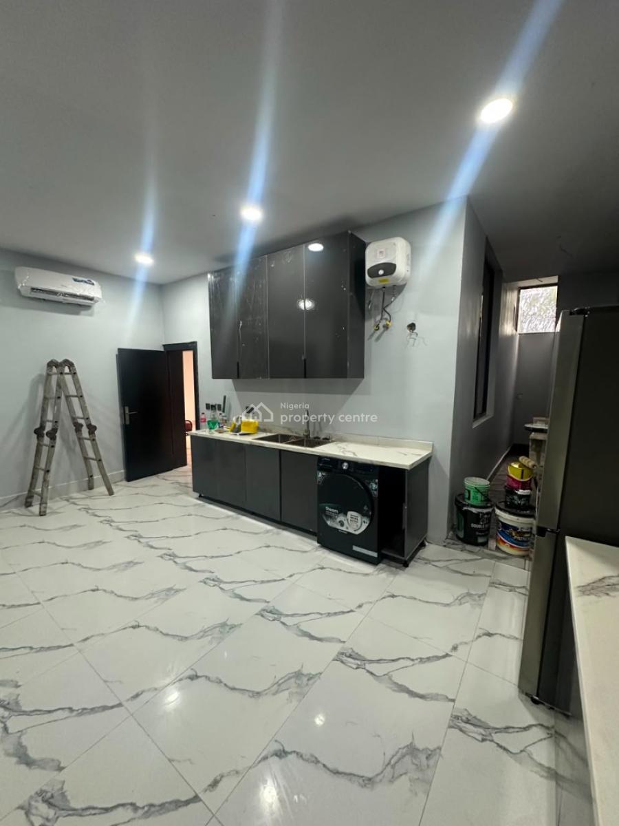 Spacious Well Built 3 Bedroom Maisonette on The 2nd Floor, Ikoyi, Lagos, Flat / Apartment for Rent