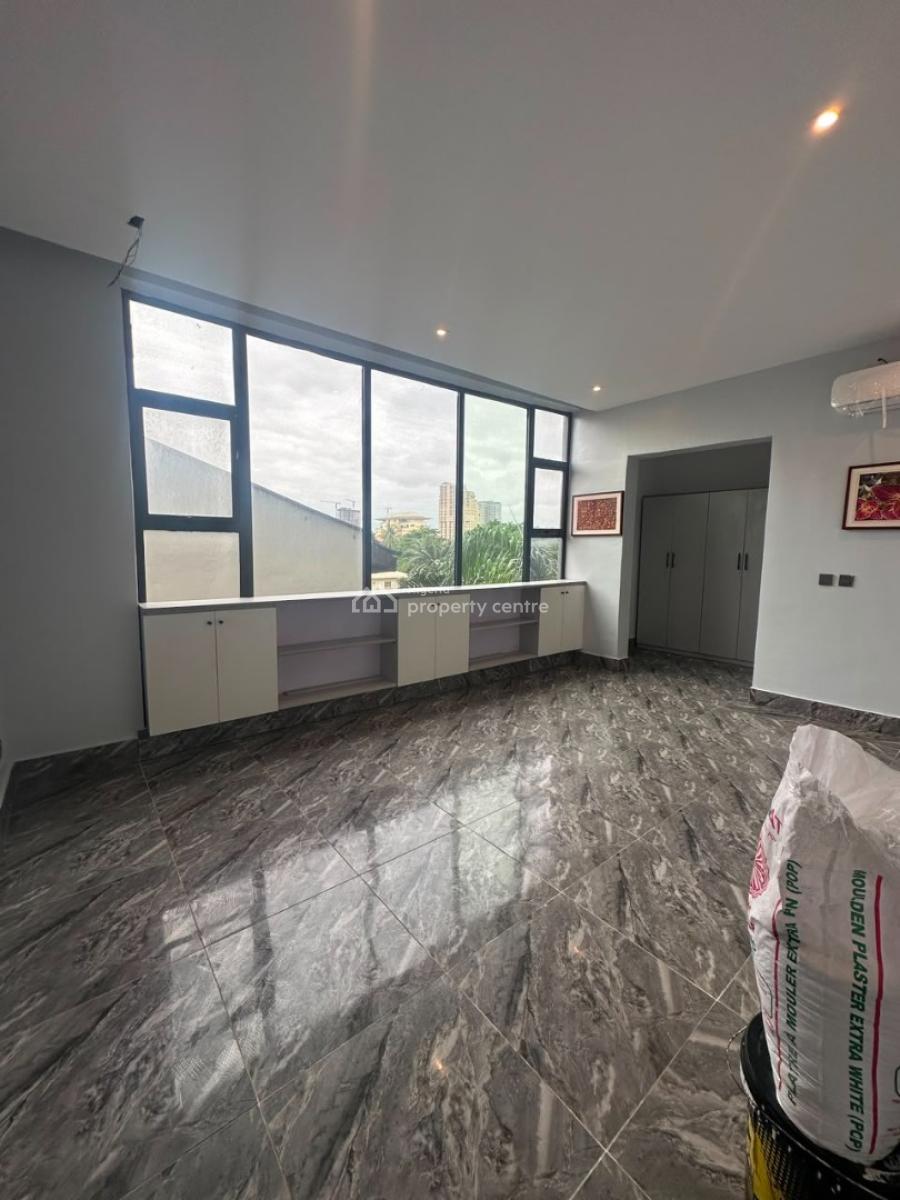Spacious Well Built 3 Bedroom Maisonette on The 2nd Floor, Ikoyi, Lagos, Flat / Apartment for Rent