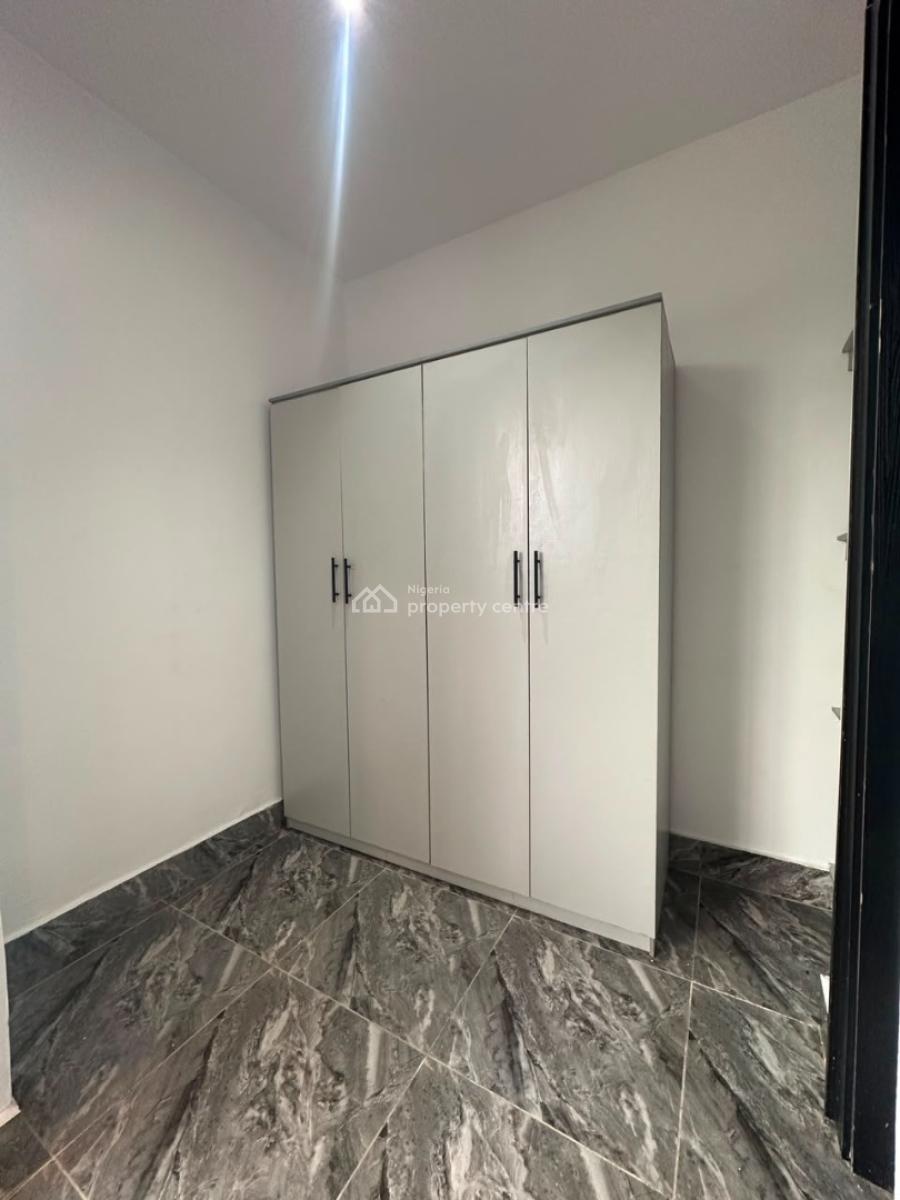Spacious Well Built 3 Bedroom Maisonette on The 2nd Floor, Ikoyi, Lagos, Flat / Apartment for Rent