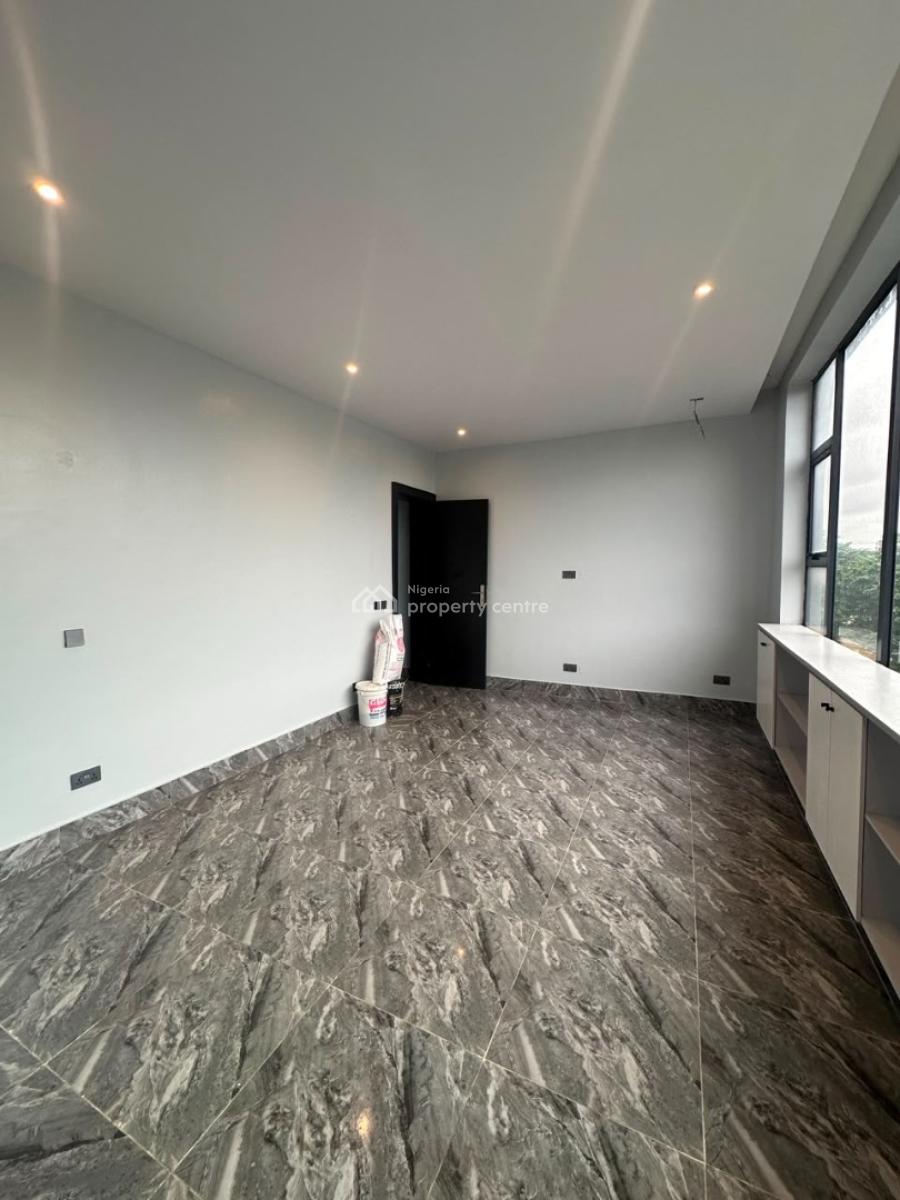Spacious Well Built 3 Bedroom Maisonette on The 2nd Floor, Ikoyi, Lagos, Flat / Apartment for Rent