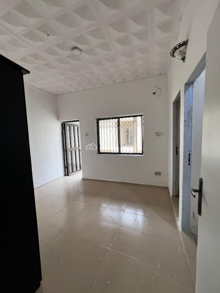 Spacious 1 Bedroom Self Contained, Off Admiralty Road, Lekki Phase 1, Lekki, Lagos, Flat / Apartment for Rent