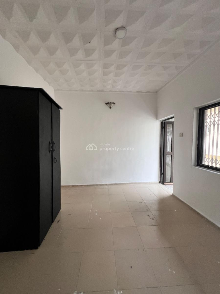 Spacious 1 Bedroom Self Contained, Off Admiralty Road, Lekki Phase 1, Lekki, Lagos, Flat / Apartment for Rent