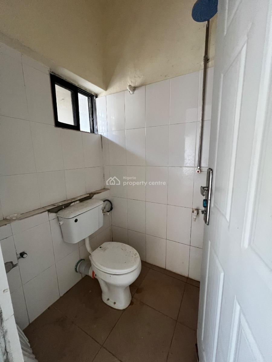 Spacious 1 Bedroom Self Contained, Off Admiralty Road, Lekki Phase 1, Lekki, Lagos, Flat / Apartment for Rent