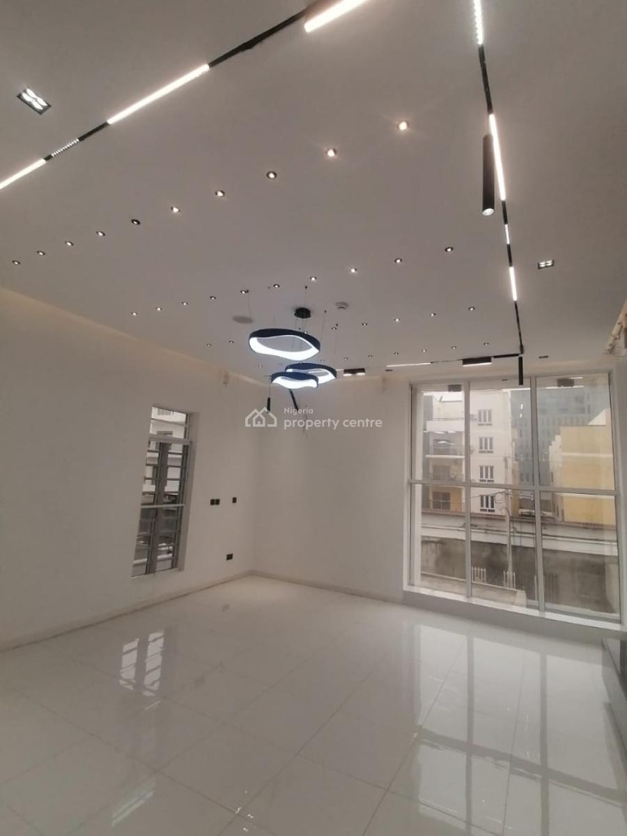 5 Bed Detach +1bq, Elevator, Pool, Cinema, Gym, Lekki Phase 1, Lekki, Lagos, Detached Duplex for Sale
