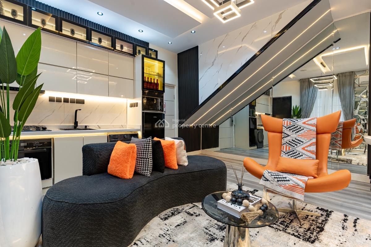 Luxury One Bedroom with a Mini Bar, Ps4 Pro, Balcony & Work Station, Admiralty Way, Lekki Phase 1, Lekki, Lagos, Mini Flat (room and Parlour) Short Let