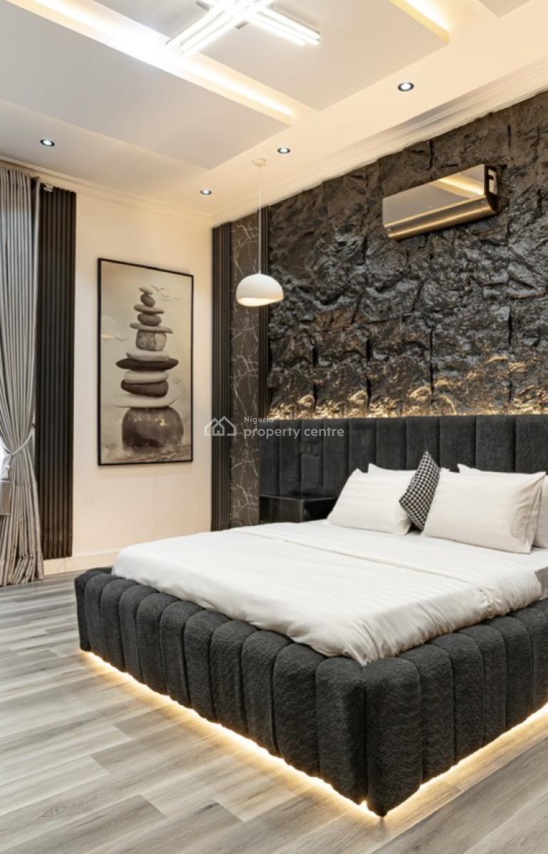 Luxury One Bedroom with a Mini Bar, Ps4 Pro, Balcony & Work Station, Admiralty Way, Lekki Phase 1, Lekki, Lagos, Mini Flat (room and Parlour) Short Let