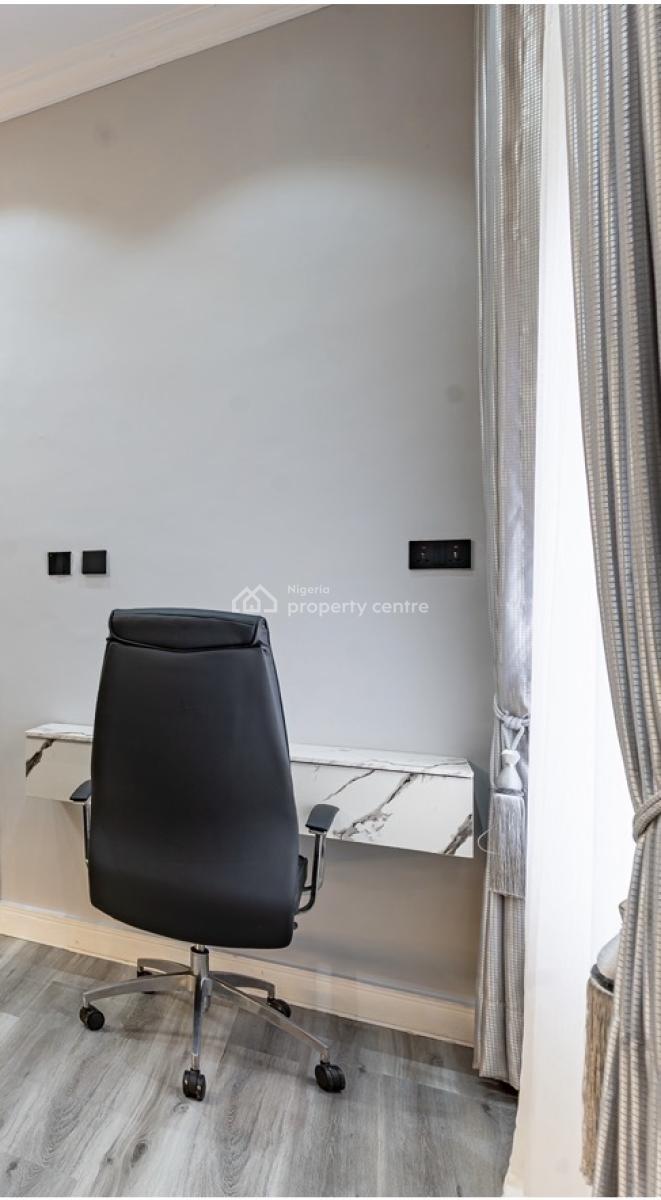 Luxury One Bedroom with a Mini Bar, Ps4 Pro, Balcony & Work Station, Admiralty Way, Lekki Phase 1, Lekki, Lagos, Mini Flat (room and Parlour) Short Let