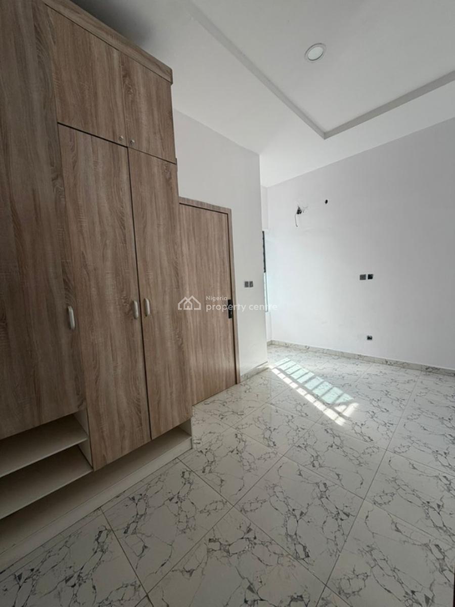Single Room Upstairs, Royal Pine Estate, Orchid, Lekki, Lagos, Flat / Apartment for Rent