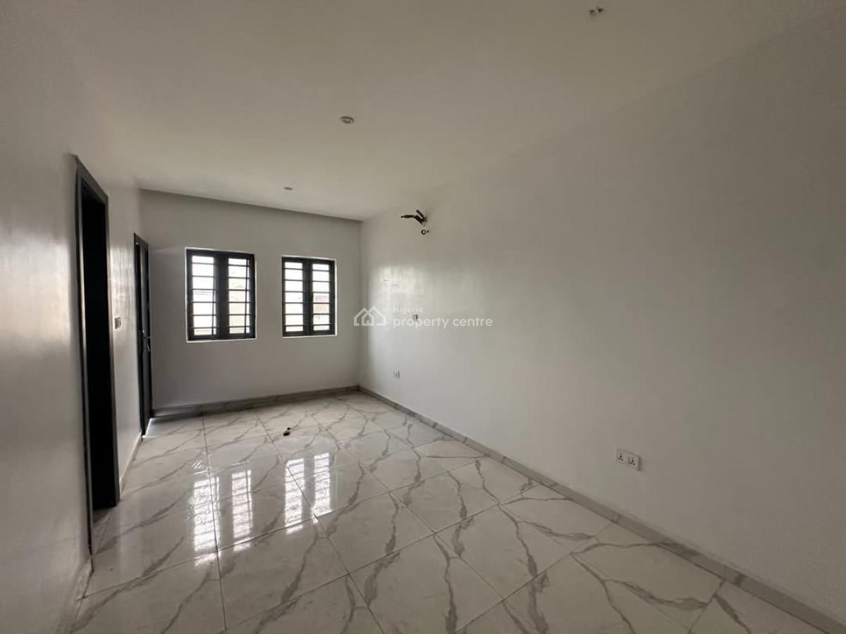 2-bedroom Apartment, Abraham Adesanya, Ajah, Lagos, Flat / Apartment for Rent