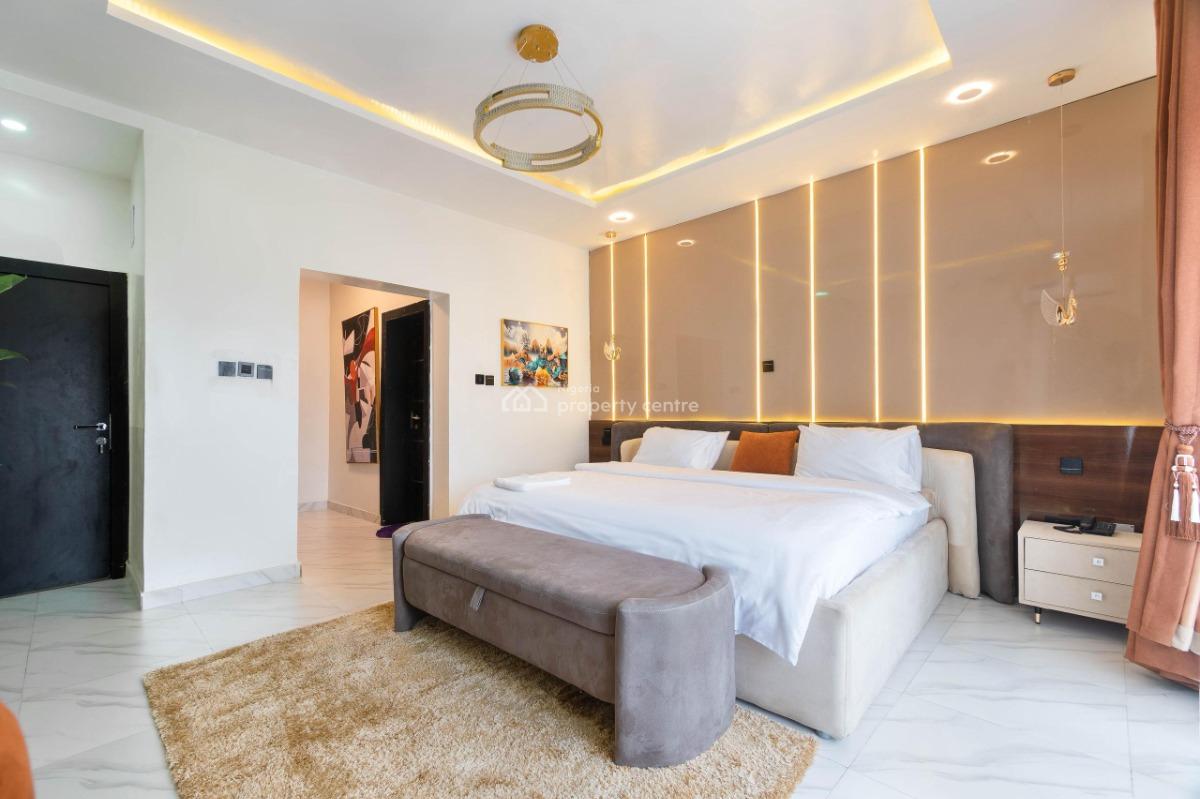 Luxury 4bedroom Apartment, Lekki Phase 1, Lekki, Lagos, Flat / Apartment Short Let