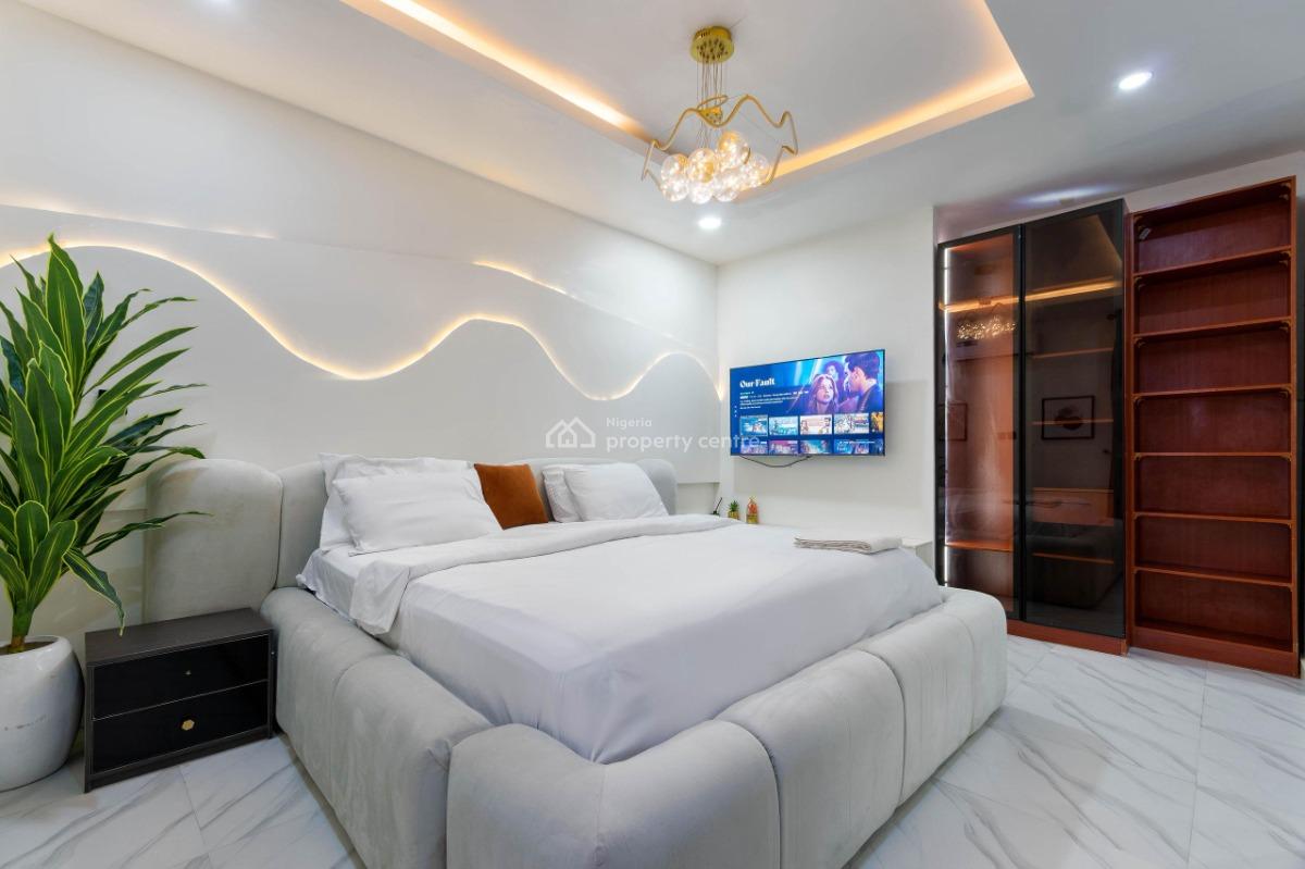 Luxury 4bedroom Apartment, Lekki Phase 1, Lekki, Lagos, Flat / Apartment Short Let