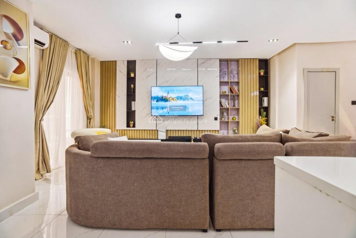Luxury Two Bedroom Apartment, Freedom Way, Lekki Phase 1, Lekki, Lagos, House Short Let