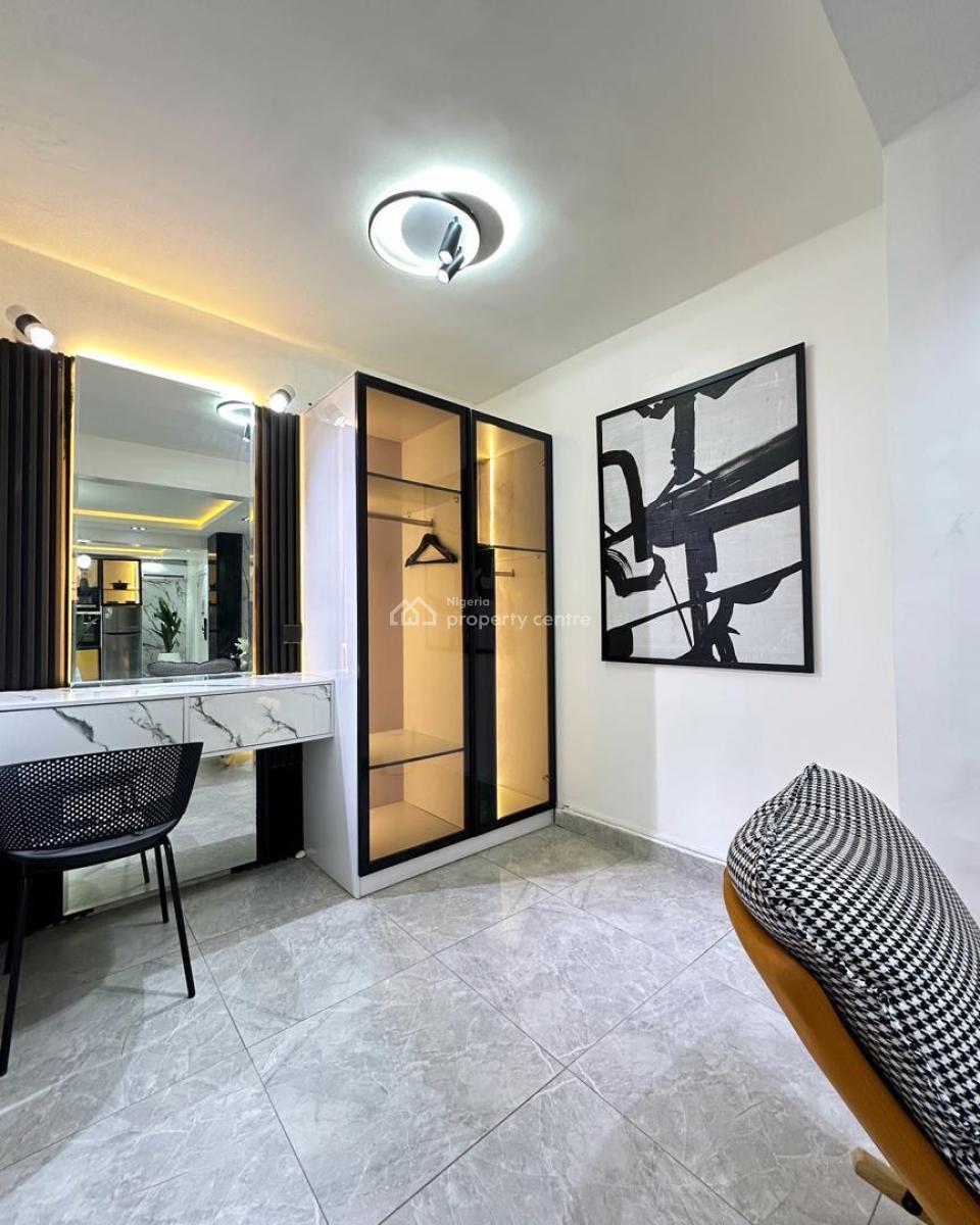 Luxury Spacious Studio Apartment with a Bar and Large Dining Area, Admiralty Road, Lekki Phase 1, Lekki, Lagos, Self Contain (single Rooms) Short Let