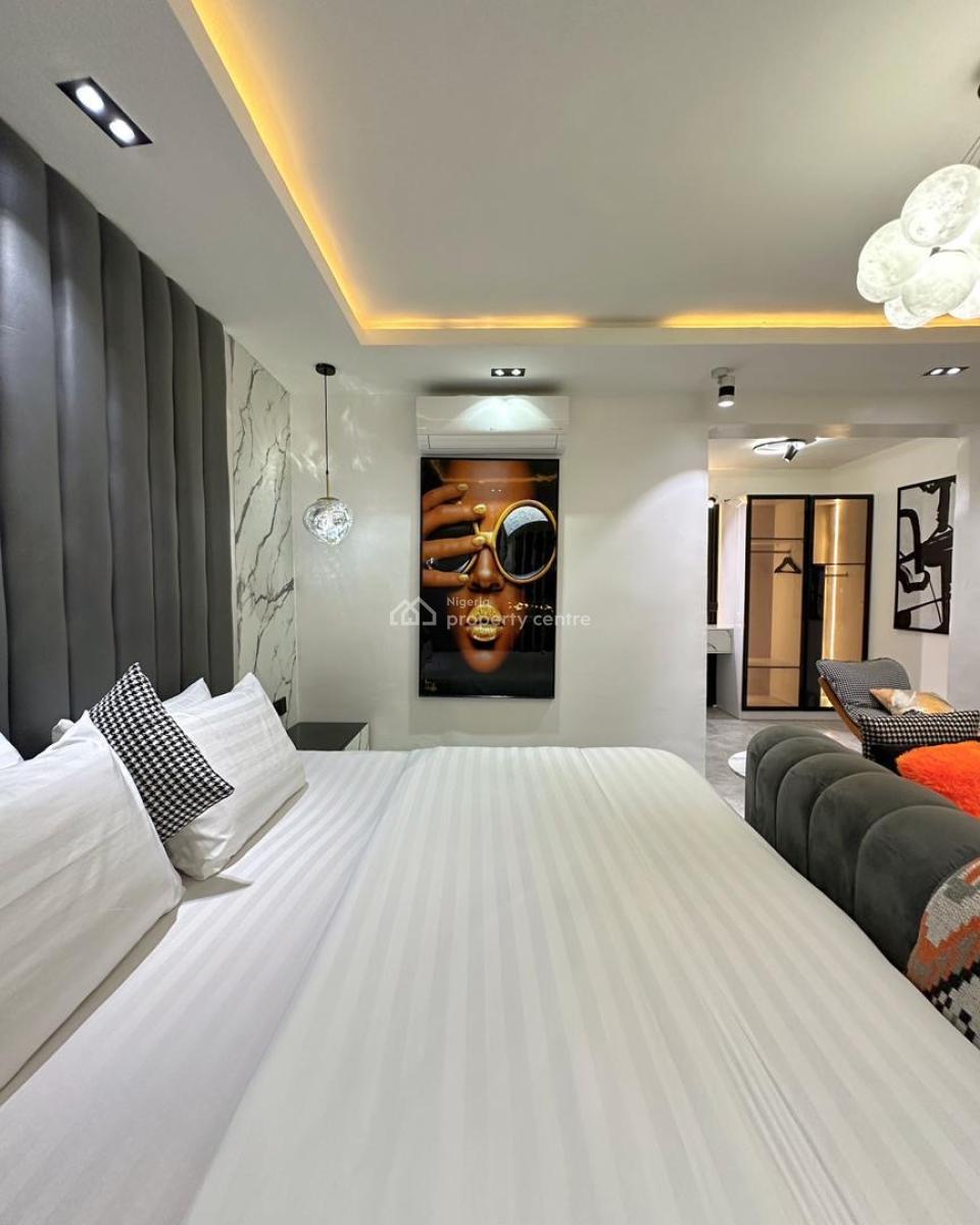 Luxury Spacious Studio Apartment with a Bar and Large Dining Area, Admiralty Road, Lekki Phase 1, Lekki, Lagos, Self Contain (single Rooms) Short Let