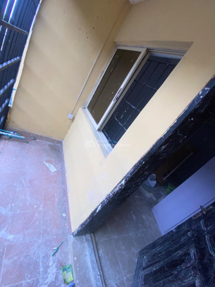Selfcon Available with Enough Space, Around Shoprite Close to Express, Sangotedo, Ajah, Lagos, Self Contain (single Rooms) for Rent