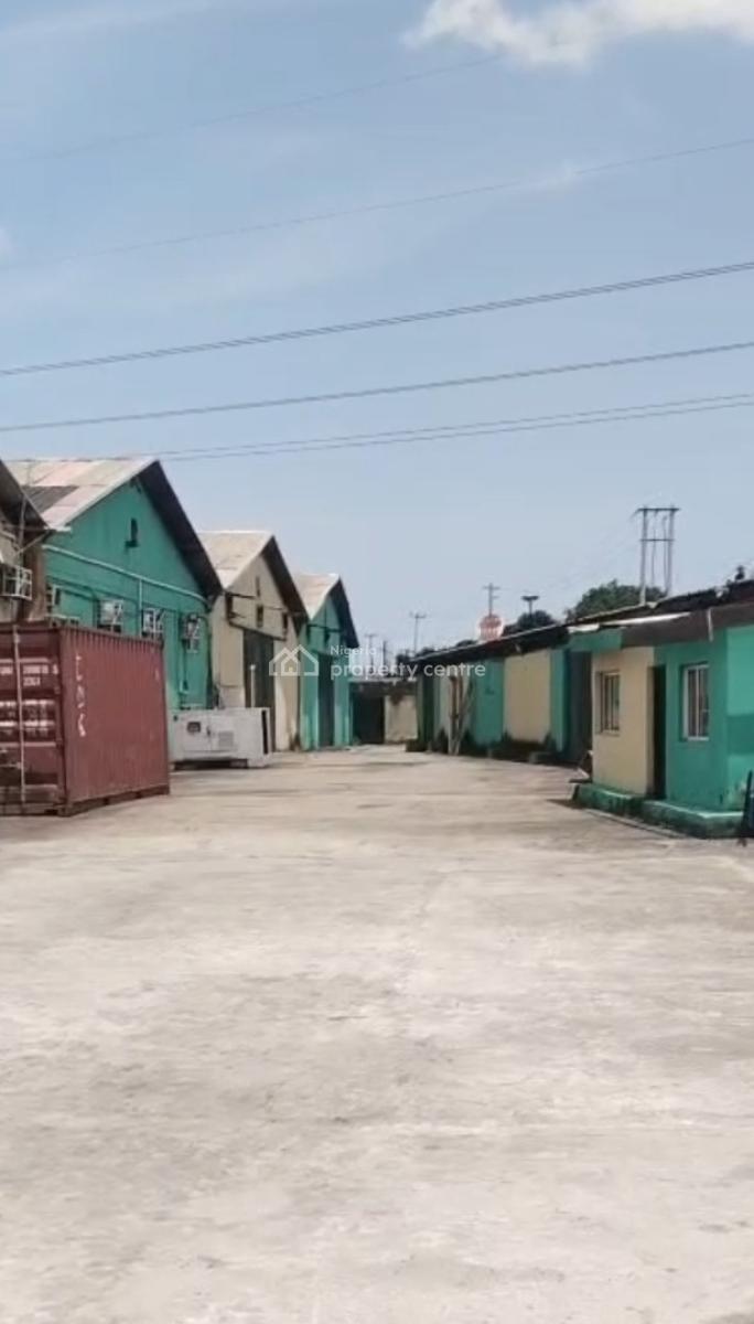 4bays Warehouse Measuring 7,164sqm with in-built Offices, Self Compoun, Along Apapa-oshodi Expressway By Cele Bus Stop, Rate: N50,000/sqm X 2y, Cele, Isolo, Lagos, Warehouse for Rent