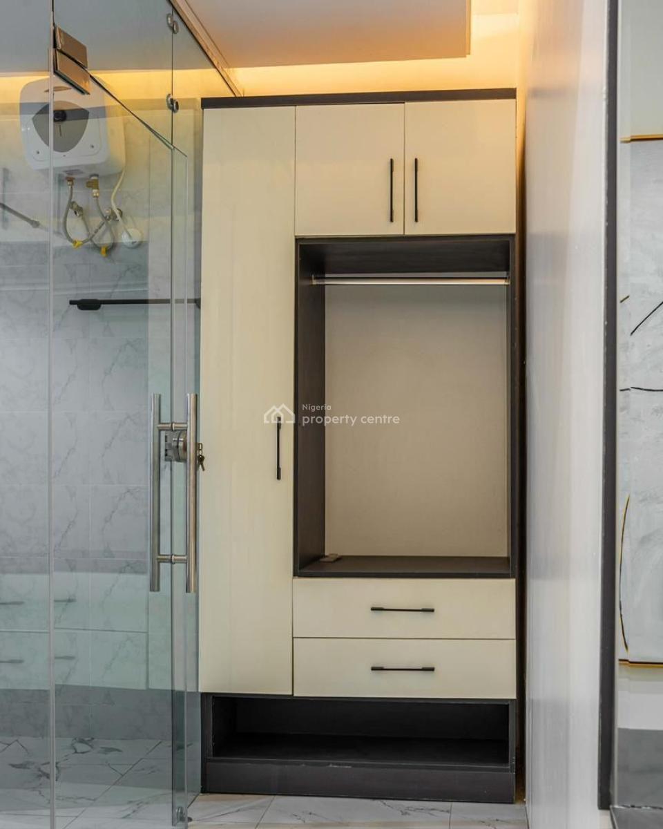 Luxury 2 Bedroom Maisonette with Swimming Pool and Ps5, Ezra Court, Lekki Phase 1, Lekki, Lagos, Flat / Apartment Short Let