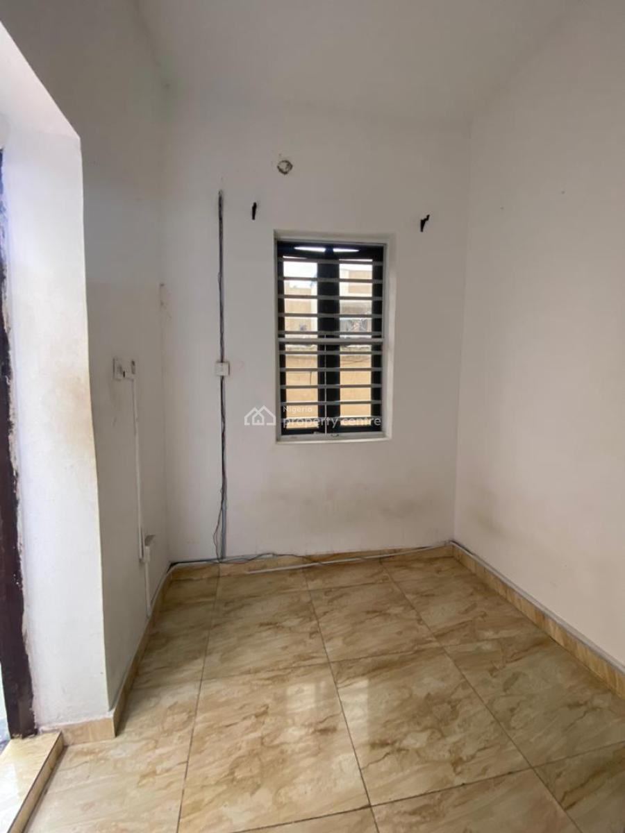 Bq in Royal Pine Estate, Orchid Road, Orchid Hotel Road, Lekki, Lagos, Self Contain (single Rooms) for Rent