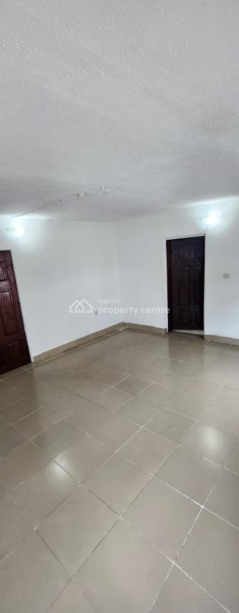 Newly Renovated  2 Units of 3 Bedroom Flats . Call Taiwo 08134527280, 12 Ajoke Street, Off Nnobi Street, Off Kilo Bus Stop, Surulere, Lagos, Itire-ikate, Surulere, Lagos, Flat / Apartment for Rent