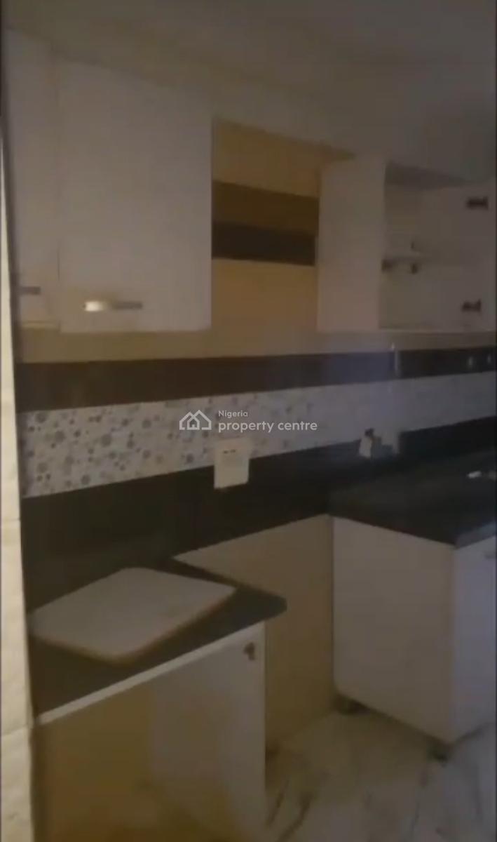 3 Bedrooms Flat Allrooms Ensuites, Olowora, Magodo, Lagos, House for Rent