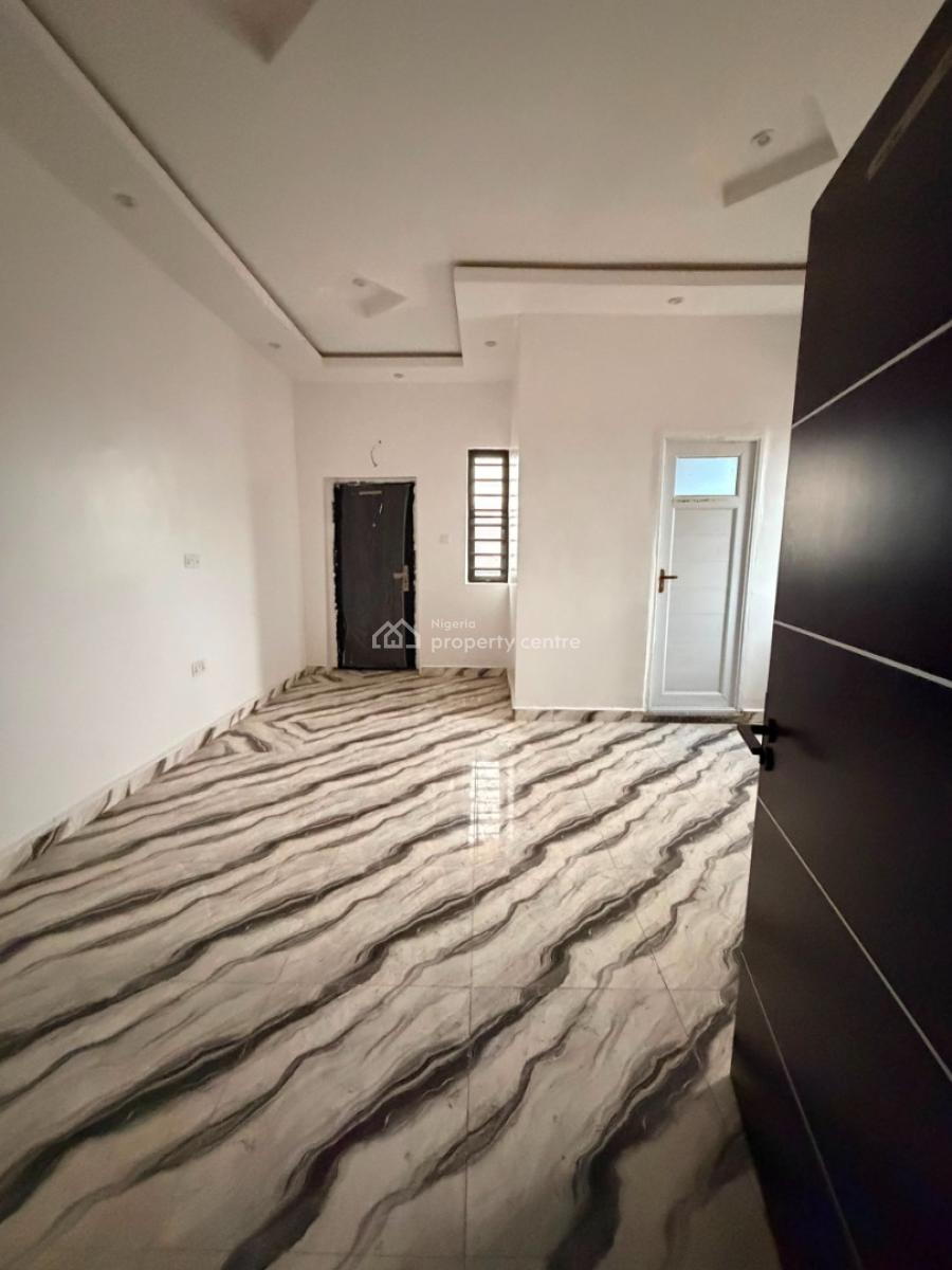 Striking 4-bedroom Semi-detached Duplex with a Room Bq, Surulere, Lagos, Semi-detached Duplex for Sale